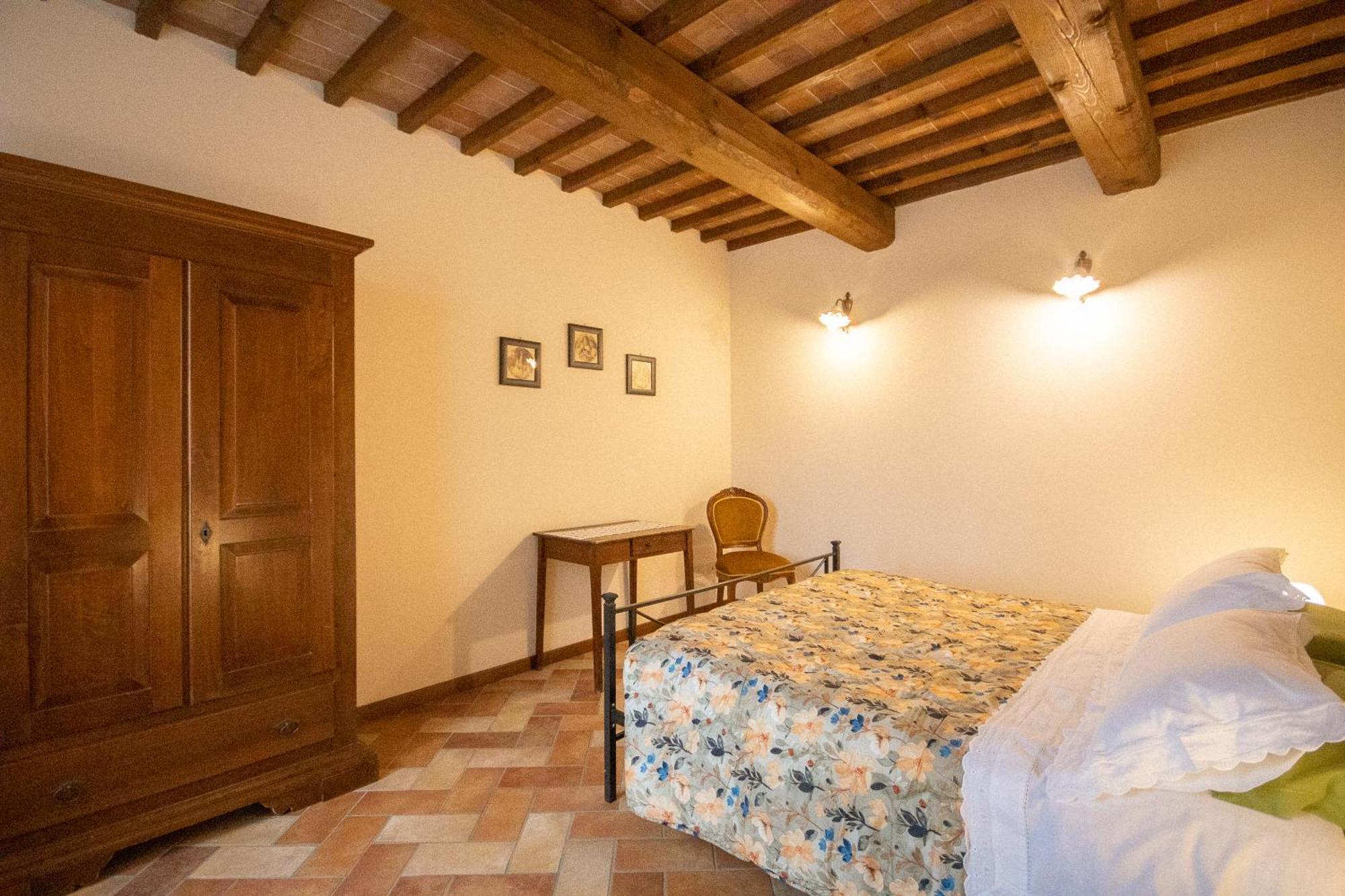 Agriturismo Corte In Poggio Stabbia الغرفة الصورة